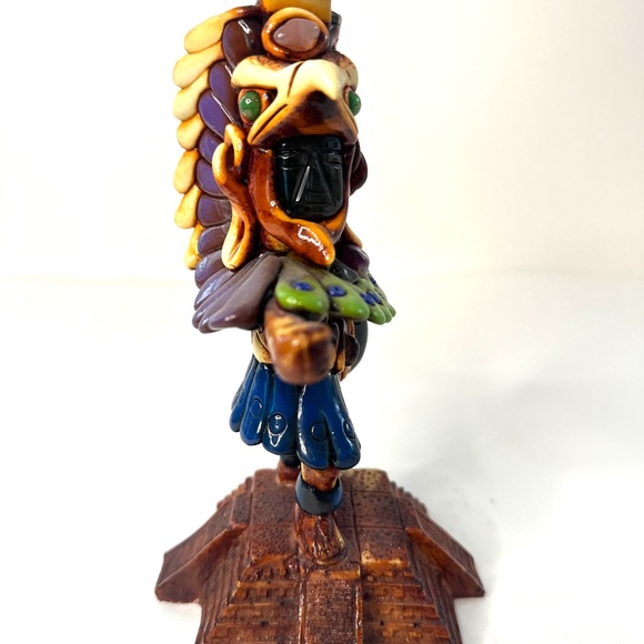 Mayan Statue 7” x 4” x 4” - Picture 4 of 4